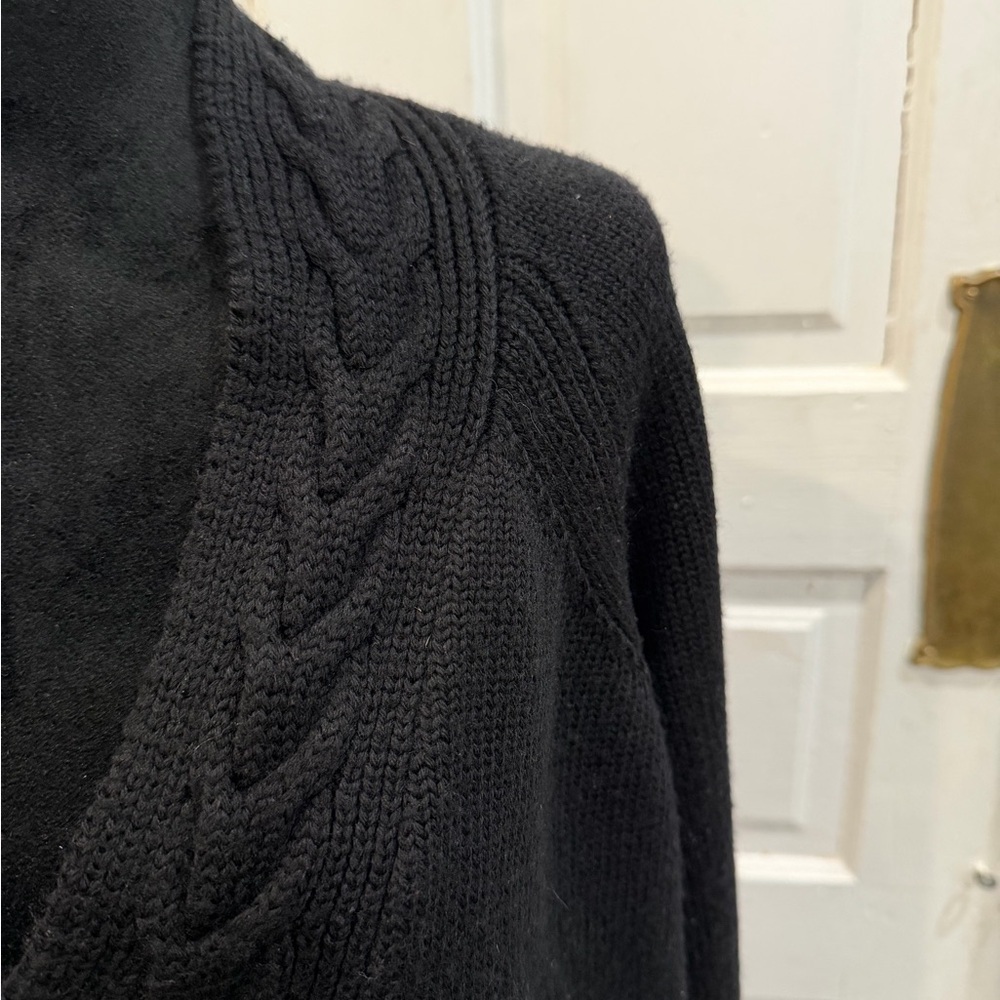 Vineyard Vines Cable Knit Hook Eye Black 100% Merino Wool Women’s Cardigan Sz Xl - Picture 3 of 5